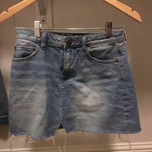 URBAN OUTFITTERS JEAN MINI SKIRT